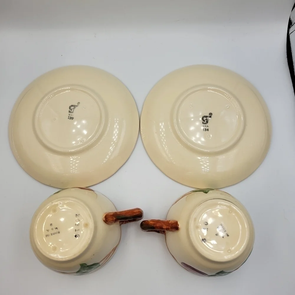Vintage Franciscan Apple Set of 2 Cups & 2 Saucers
